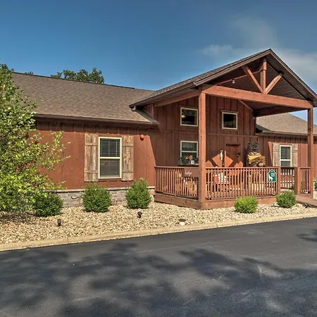 Branson West Cabin With Pool Access And Golfing